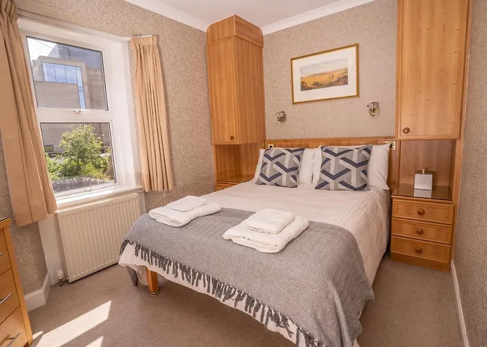 Lorimer House